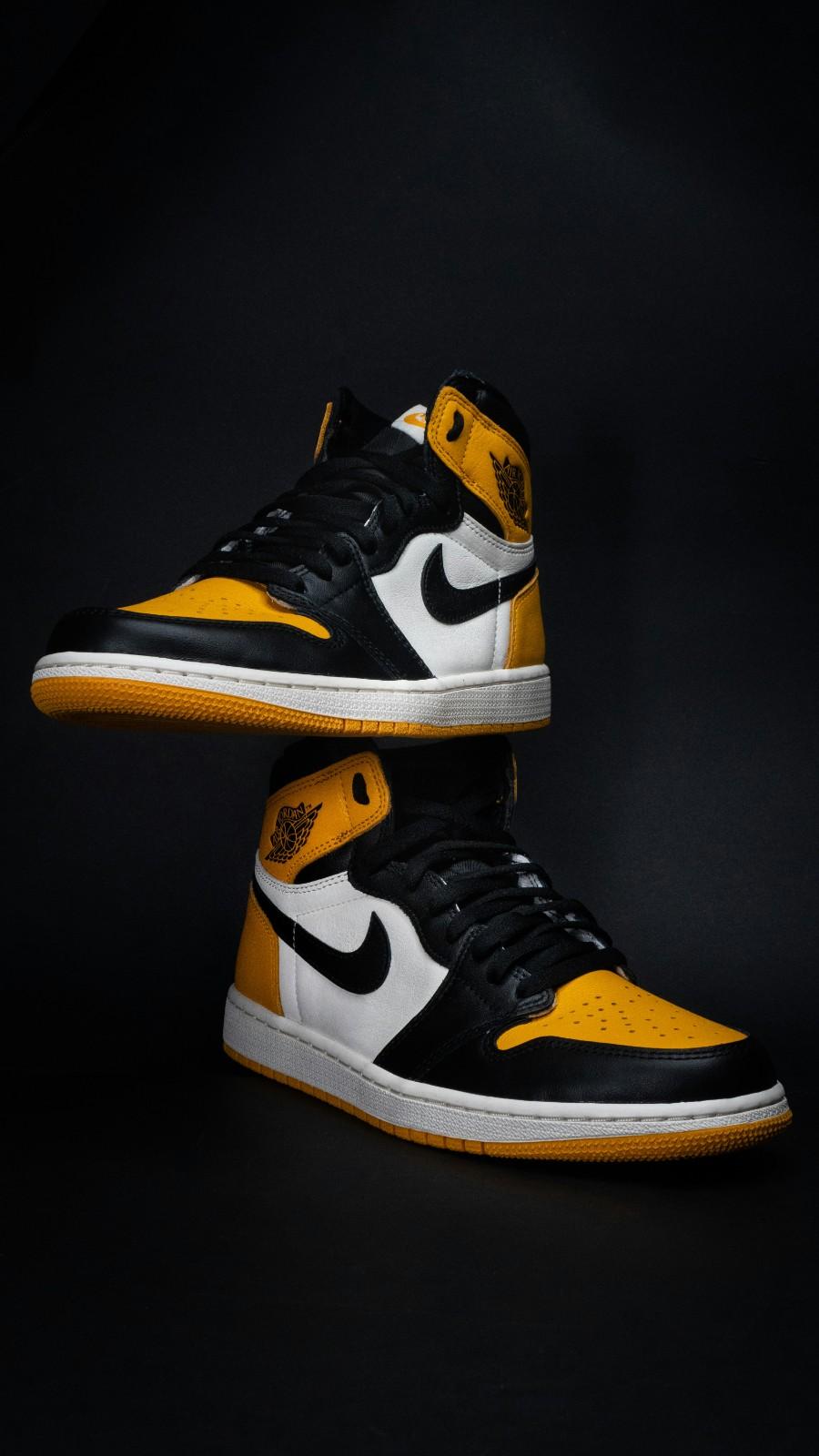 Air Jordan 1 Retro High OG "Taxi"